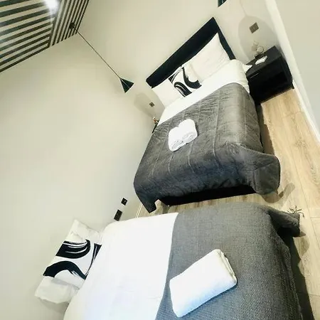 London 99 Apartment Ii, Key Spot, Top City Flat E Exterior photo